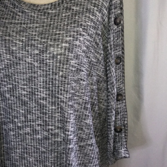 Silverware black and white long sleeve knit - Picture 7 of 10